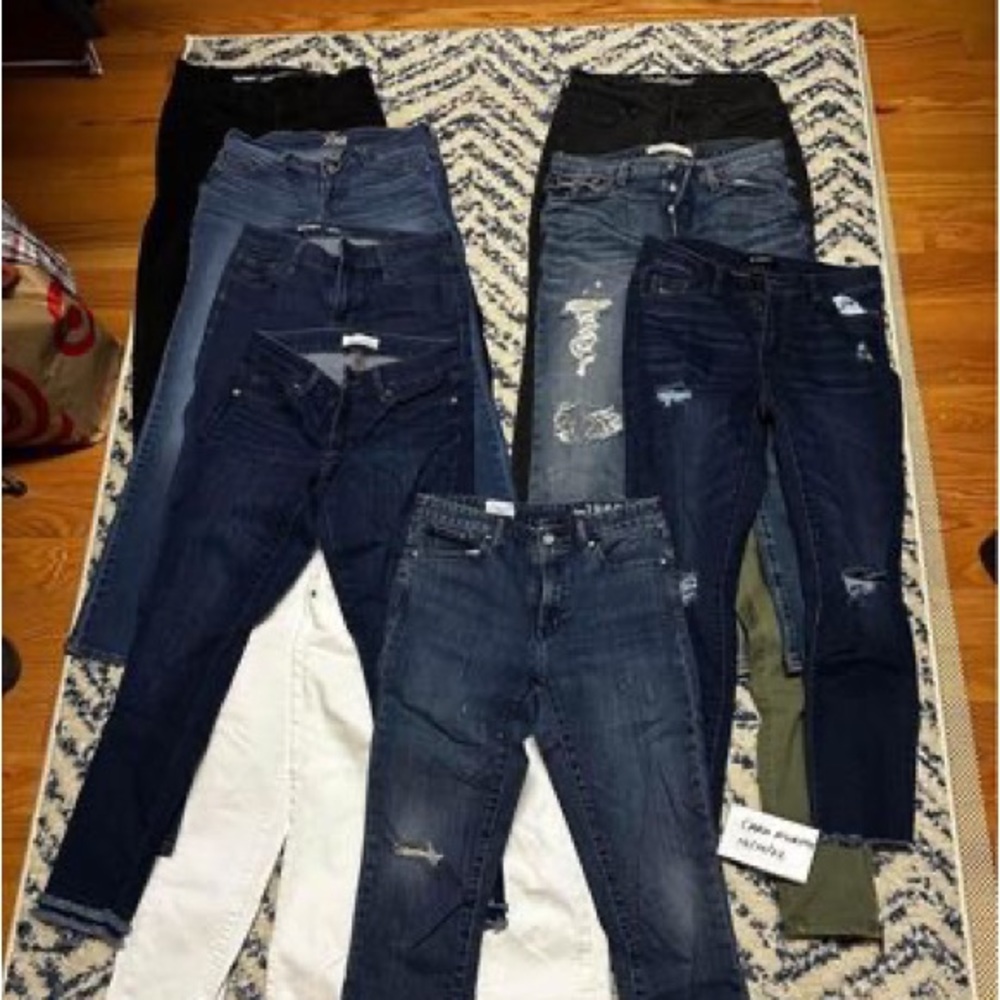 Huge lot of (mostly) skinny / straight jeans size 0-6
